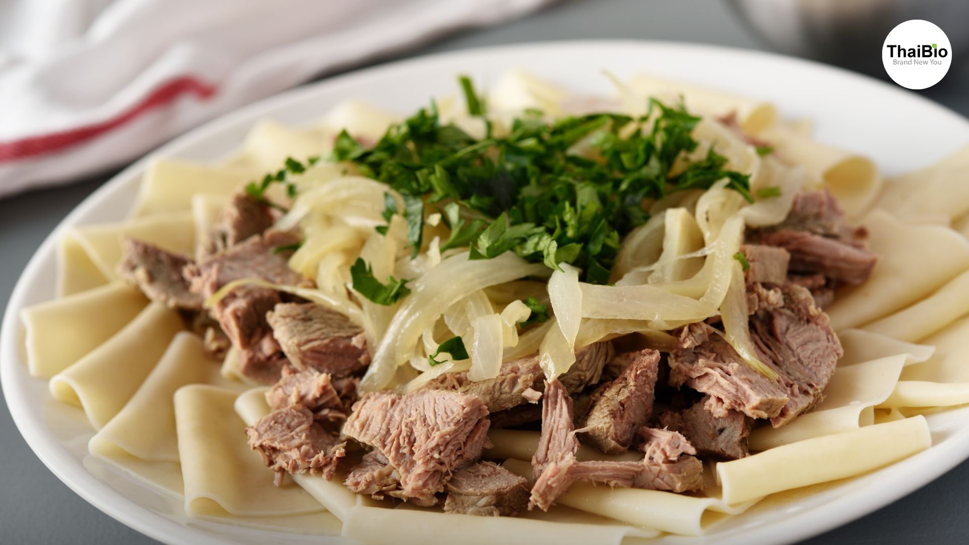 Beshbarmak (เบชบาร์มัค)